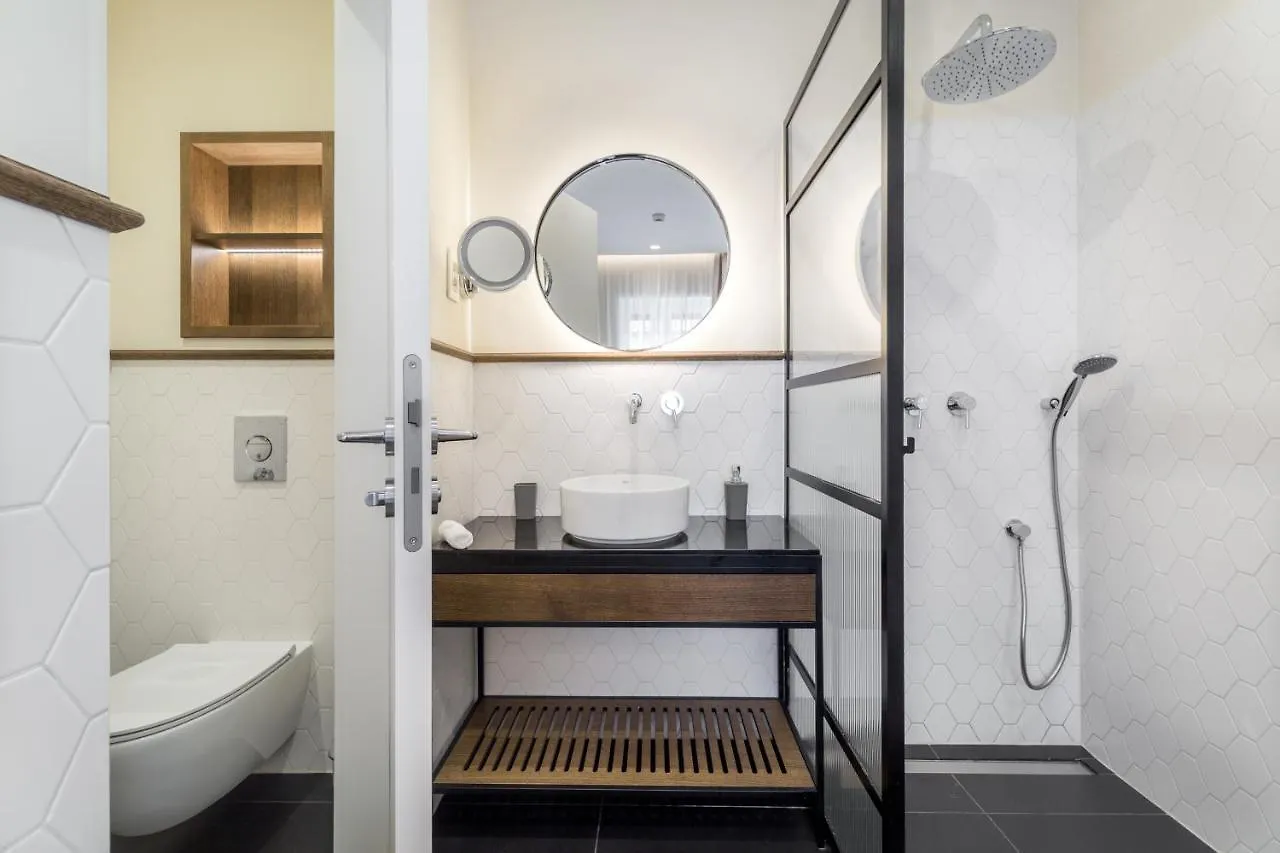 Budapest Eye- Boutique Suites, By Bqa