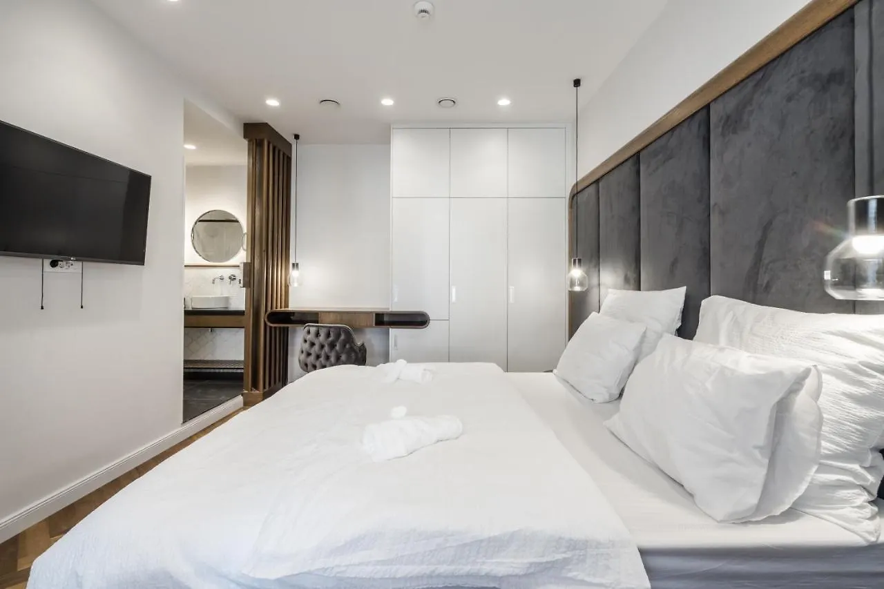 Budapest Eye- Boutique Suites, By Bqa Hotel