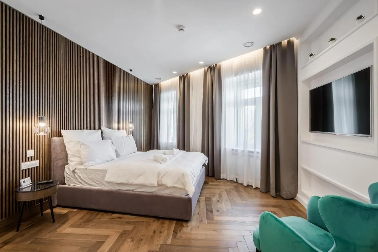 Budapest Eye- Boutique Suites, By Bqa Hungary