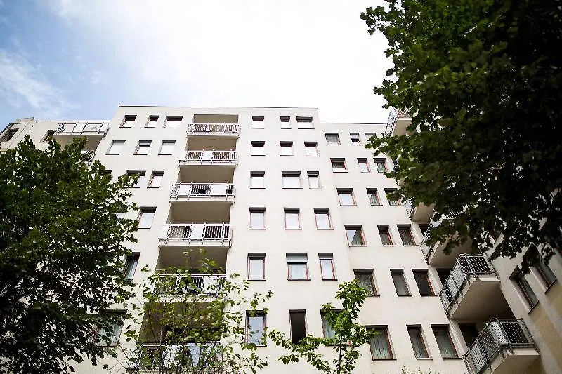 Budapest Eye- Boutique Suites, By Bqa Hotel