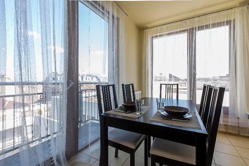 Budapest Eye- Boutique Suites, By Bqa Hotel